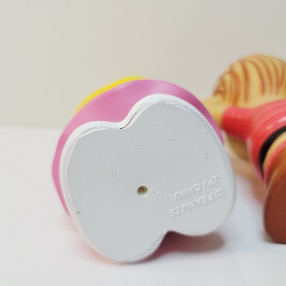 Vtg Just Play JP Charlie Brown Peanuts Rubber Figures Linus and Sally - Picture 3 of 4